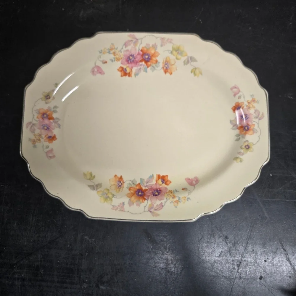 Vintage WS George Lido Canarytone Floral Dinnerware Set Platter Bowls Cups 196A